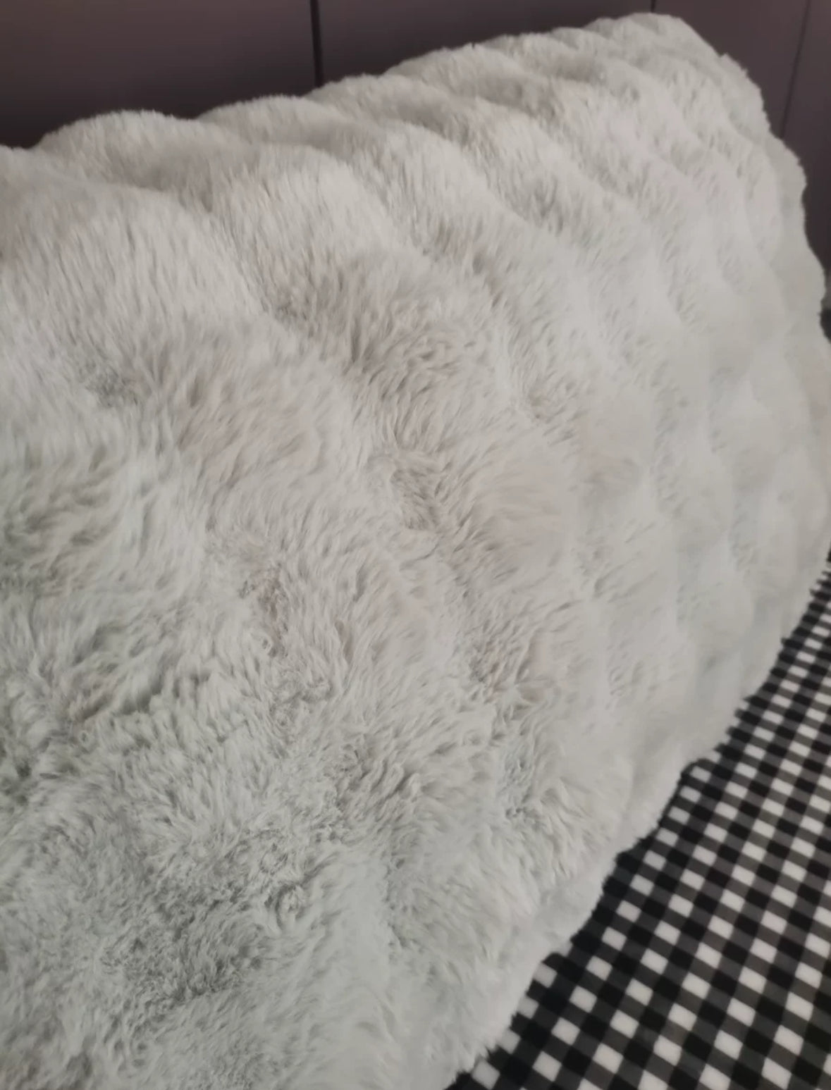 Fluffy Bed Cushion (Queen  150cm)