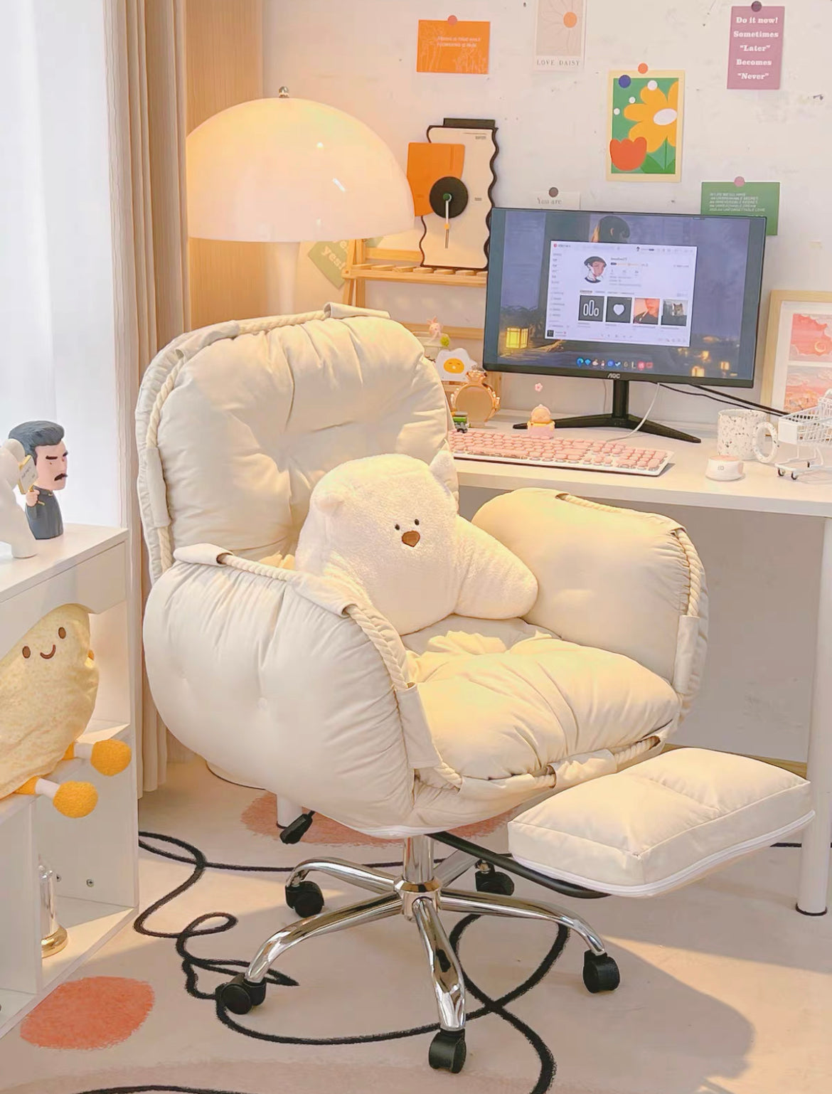 Puffy Oval Desktop Chair